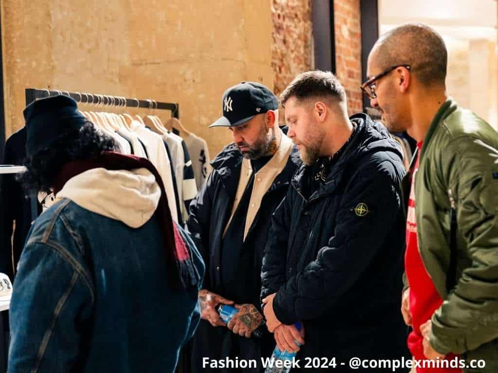 Dernier regard sur l’espace après le passage des invités – Fashion Week 2025