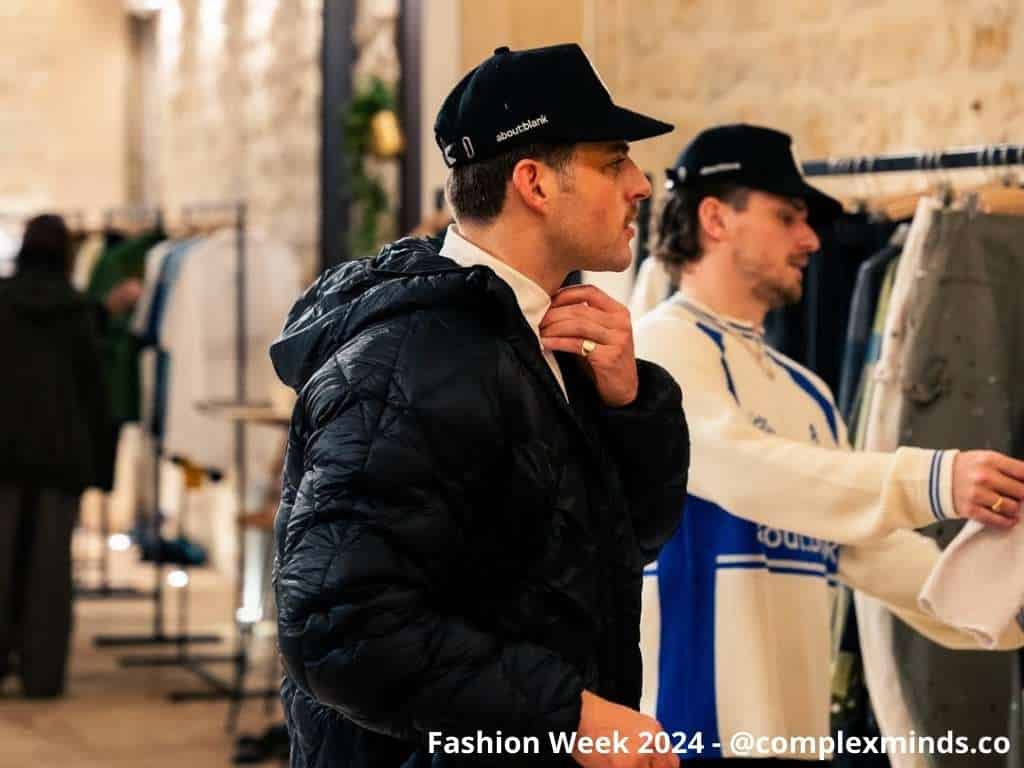Présentation de collection capsule dans le showroom Events Paris Marais